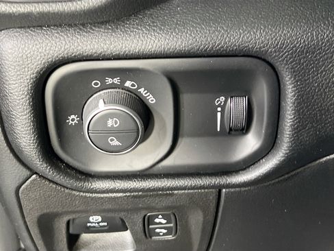 Used 2022 RAM 1500 Big Horn image 10