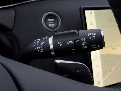 New 2026 Land Rover Range Rover Evoque S image 16