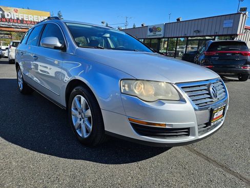 Used 2007 Volkswagen Passat 2.0T FWD image 3