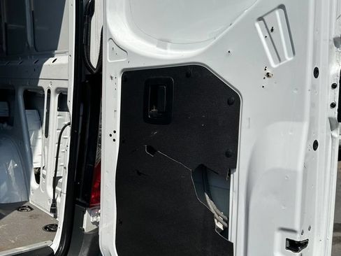 Used 2023 Mercedes-Benz Sprinter 2500 image 23