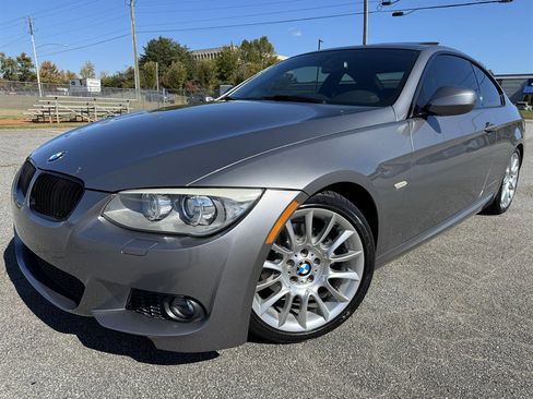 Used 2011 BMW 328i Coupe image 3