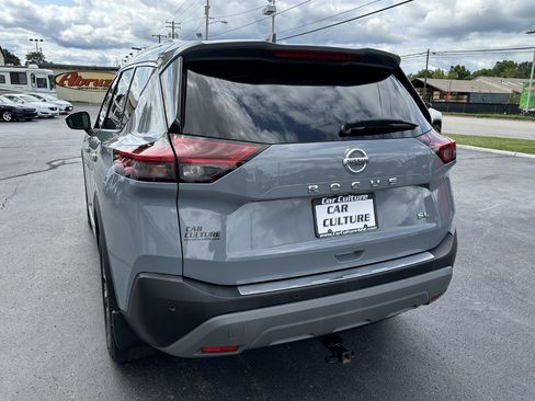 Used 2021 Nissan Rogue SL FWD image 10