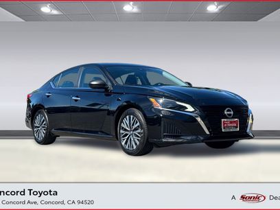 Used 2025 Nissan Altima 2.5 SV