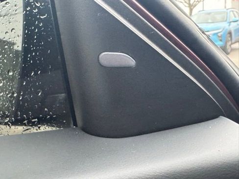 Used 2024 Nissan Altima 2.5 SV image 17