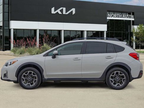 Used 2016 Subaru Crosstrek 2.0i Premium w/ Moonroof Package image 4