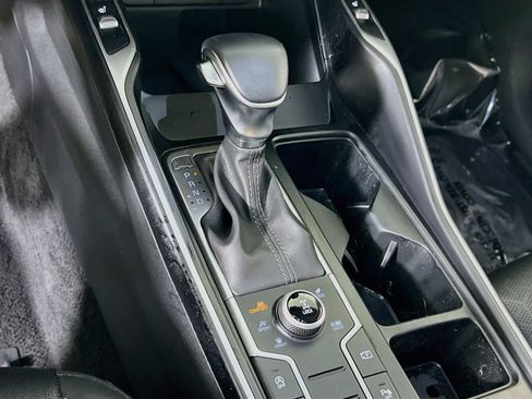 Used 2023 Kia Sorento S w/ Panoramic Sunroof Package AWD/4WD image 17