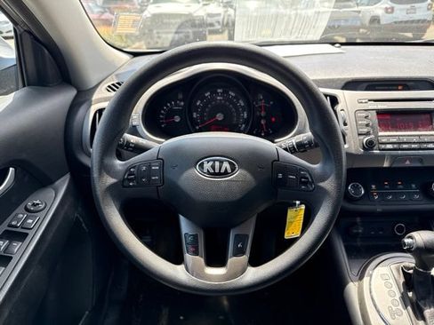 Used 2014 Kia Sportage LX AWD/4WD image 16