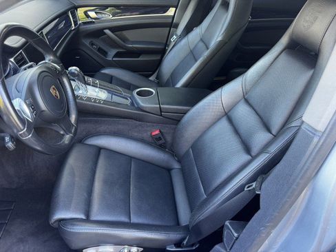 Used 2016 Porsche Panamera Edition image 7