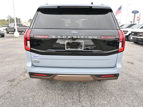 New 2026 Ford Expedition King Ranch image 4