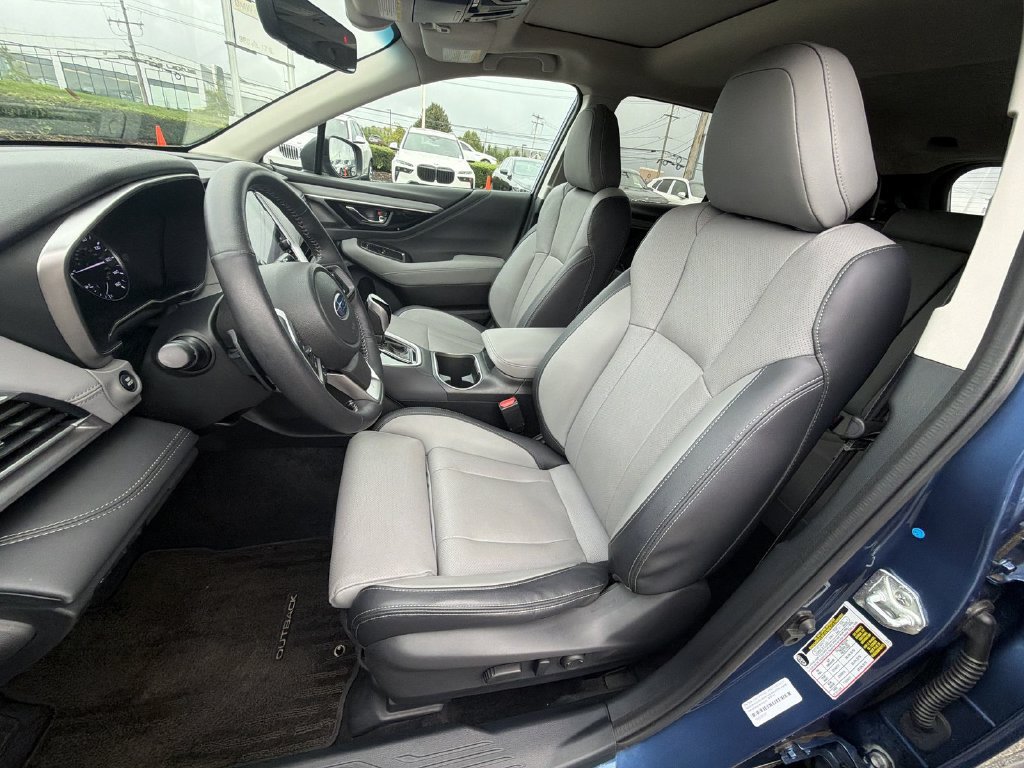 Used 2022 Subaru Outback Limited AWD/4WD image 19