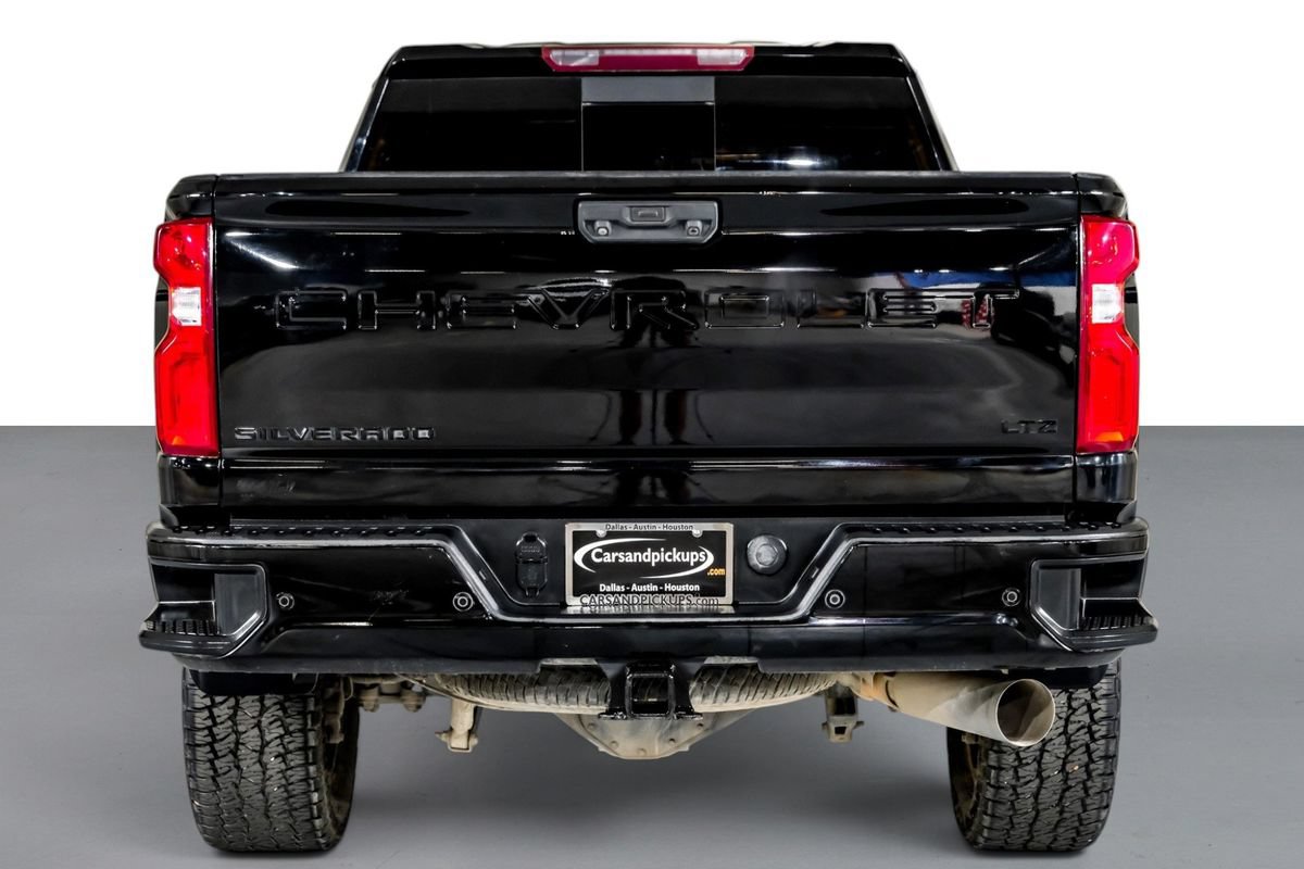 Used 2021 Chevrolet Silverado 2500 LTZ w/ LTZ Plus Package AWD/4WD image 9