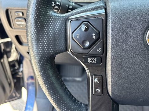 Used 2024 Toyota 4Runner TRD Off-Road Premium w/ Moonroof Package AWD/4WD image 17