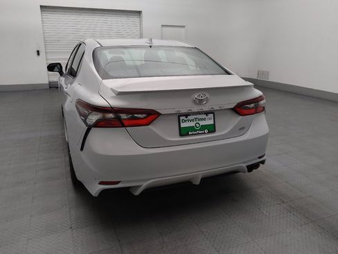 Used 2023 Toyota Camry SE FWD image 6
