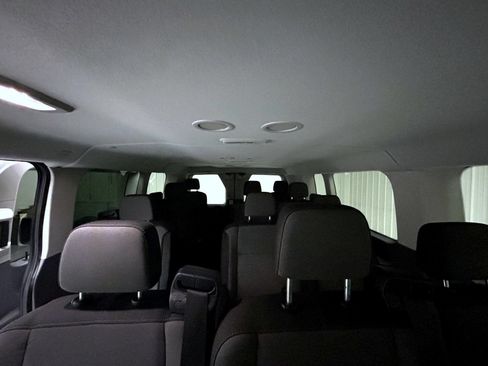 Used 2025 Ford Transit 350 XLT RWD image 19