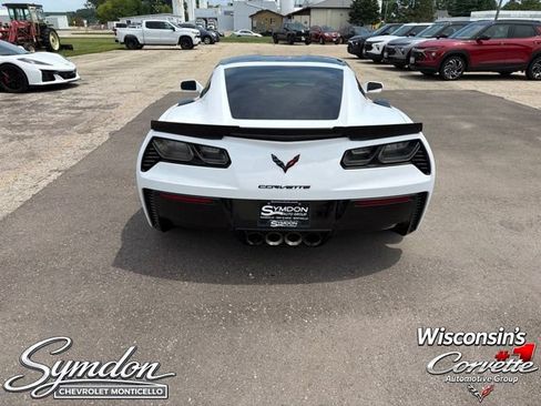 Used 2016 Chevrolet Corvette Z06 w/ 3LZ Preferred Equipment Group RWD image 5
