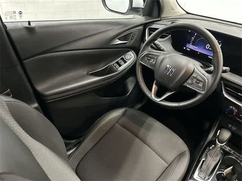 Used 2025 Buick Encore GX Preferred image 13
