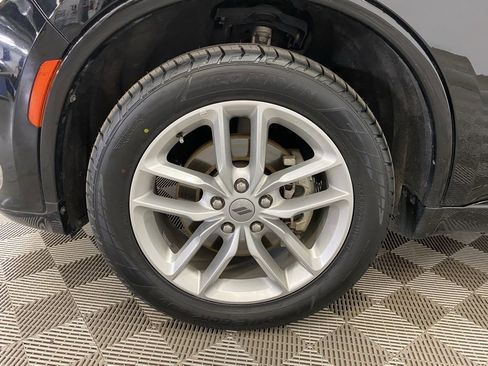 Used 2023 Dodge Durango GT image 2