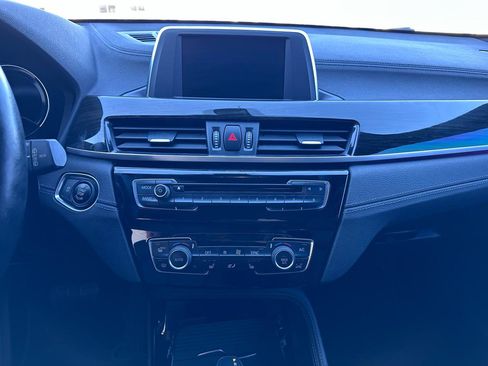 Used 2018 BMW X2 xDrive28i image 17