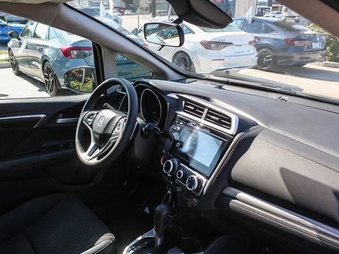 Used 2018 Honda Fit EX image 21