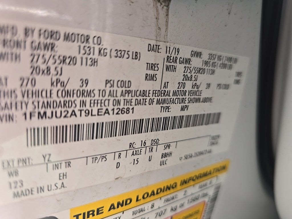 Used 2020 Ford Expedition Limited w/ Equipment Group 301A AWD/4WD image 14