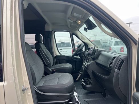 Used 2025 RAM ProMaster 2500 w/ Crew Van Package image 12