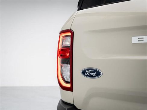 New 2024 Ford Bronco Sport Badlands image 15