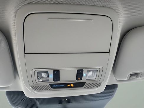 New 2025 Ford Explorer Active w/ Active Comfort Package image 30