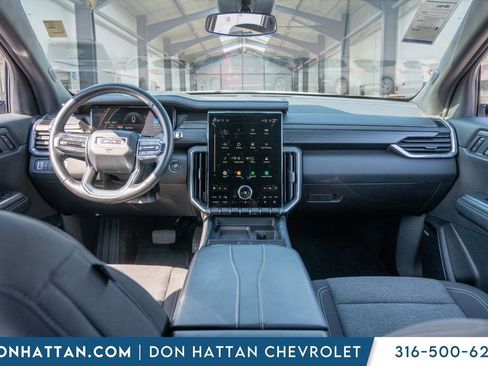 Used 2025 GMC Acadia Elevation image 3