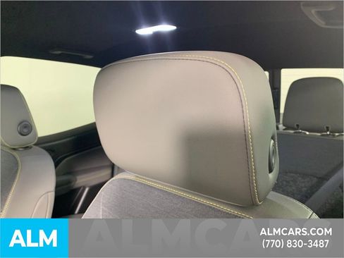 Used 2023 Chevrolet Colorado ZR2 image 21