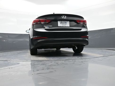 Used 2018 Hyundai Elantra SEL w/ Cargo Package image 30