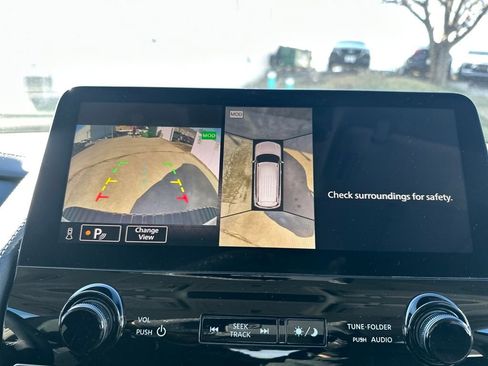 Used 2023 Nissan Armada Platinum w/ Captain's Chairs Package image 18