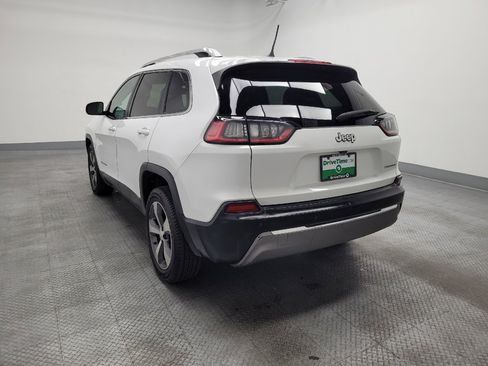 Used 2019 Jeep Cherokee Limited FWD image 5