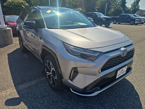 Certified 2024 Toyota RAV4 XSE w/ Weather Package AWD/4WD image 3
