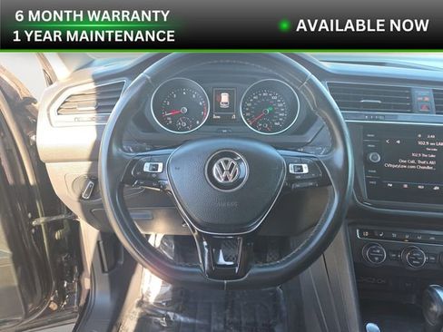 Used 2020 Volkswagen Tiguan SE image 12