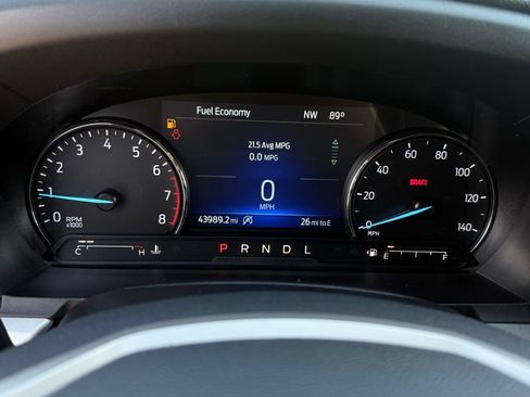 Used 2023 Ford Explorer XLT RWD image 14