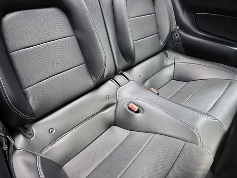 Used 2019 Ford Mustang Premium image 13