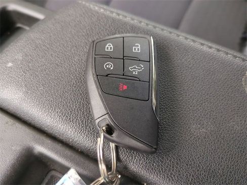 Used 2025 Chevrolet Silverado 2500 Custom w/ Custom Value Package image 35