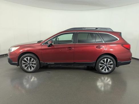 Used 2017 Subaru Outback 2.5i Limited AWD/4WD image 5