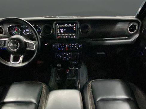 Used 2022 Jeep Wrangler Unlimited Sahara image 11