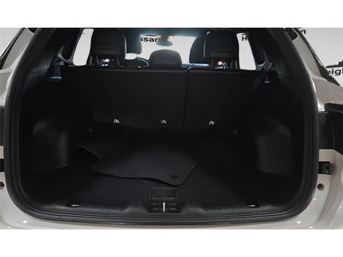 Used 2025 Jeep Compass Limited AWD/4WD image 17