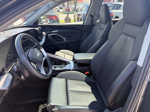 Certified 2025 Audi Q5 Premium w/ Premium Plus AWD/4WD image 7