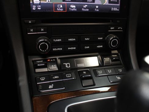 Used 2019 Porsche 911 Carrera w/ Sportdesign Package image 54