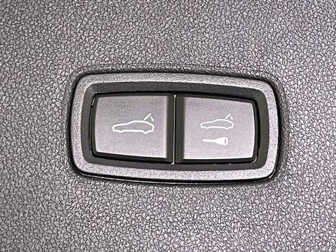 New 2026 Porsche Cayenne AWD/4WD image 21