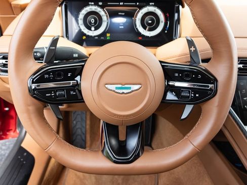 Used 2025 Aston Martin DB12 Convertible RWD image 28