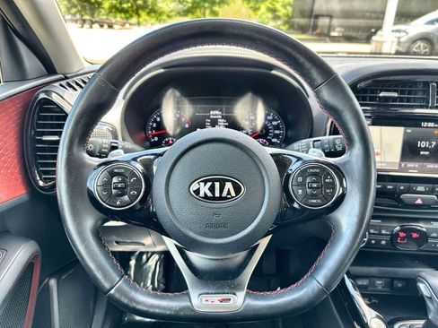 Used 2020 Kia Soul GT-Line Turbo FWD image 21