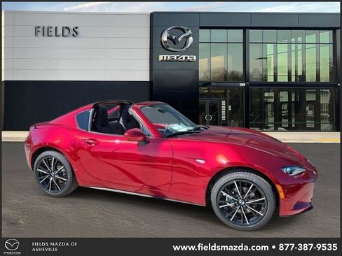New 2026 MAZDA MX-5 Miata RF Grand Touring RWD image 1