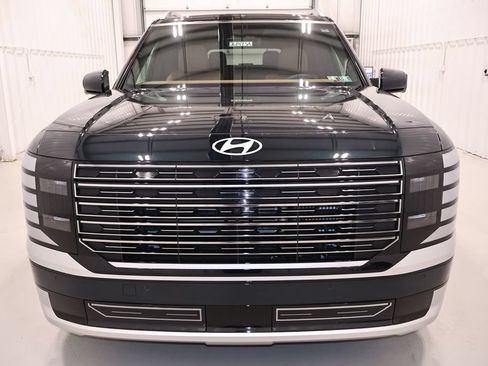 Used 2026 Hyundai Palisade Calligraphy AWD/4WD image 4