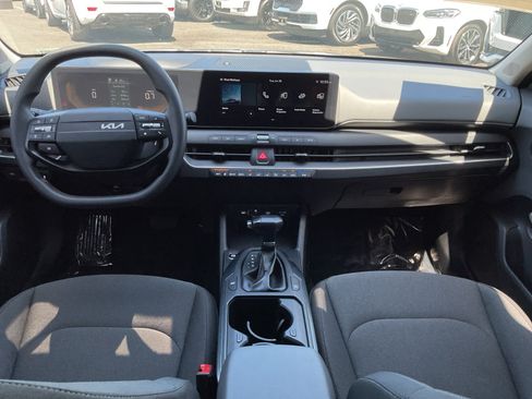 Used 2025 Kia K4 FWD image 15