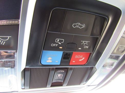 Used 2025 RAM 1500 Laramie w/ Night Edition AWD/4WD image 24