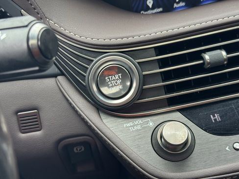 Used 2019 Lexus LS 500 F Sport image 29